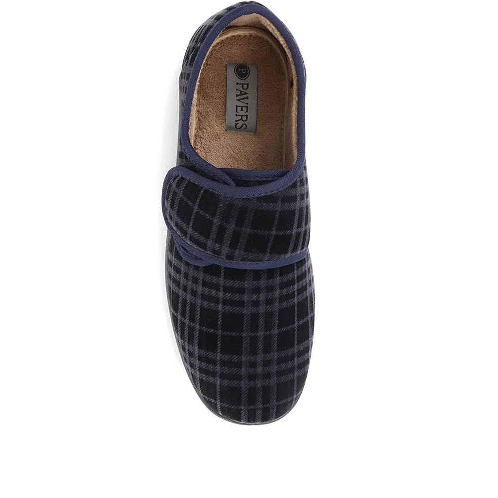 Cosy Tartan Slippers - QINGD36003 / 322 320