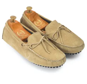 Gommino Suede Bow Loafers (Sand Beige)