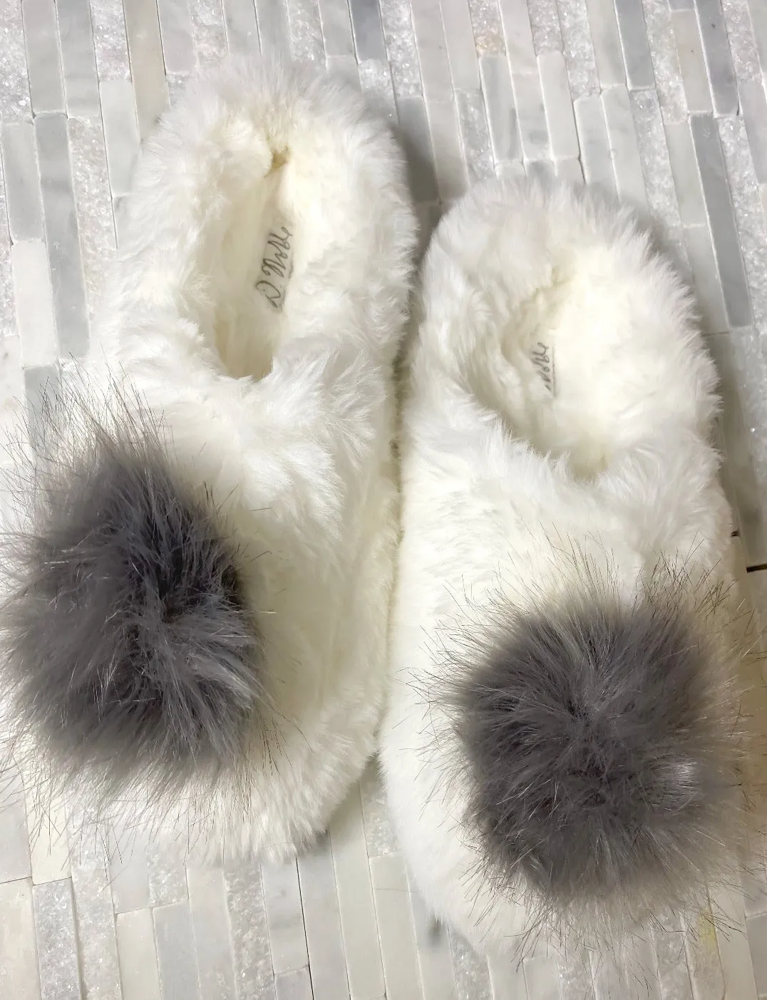 Pom Closed Toe Faux- Fur Comfort Slippers