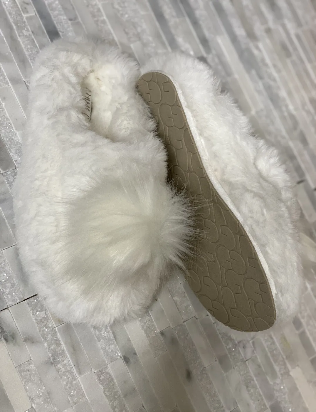 Pom Closed Toe Faux- Fur Comfort Slippers