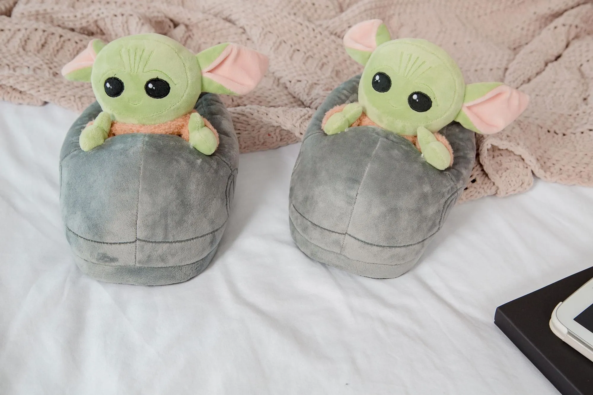 Star Wars: The Mandalorian - Grogu Slippers